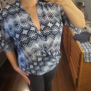 ⭐  NY&Co⭐ Blue dressy top